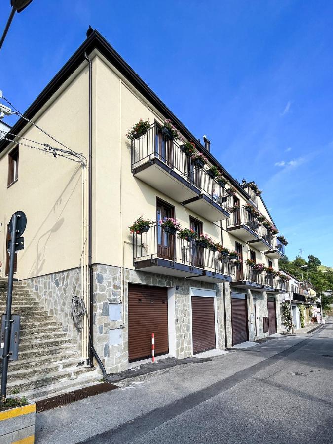 Santangelo21 Apartman Pietrapertosa Kültér fotó